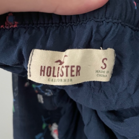 Hollister Navy Floral Print Maxi Dress - Size Small - Picture 2 of 2